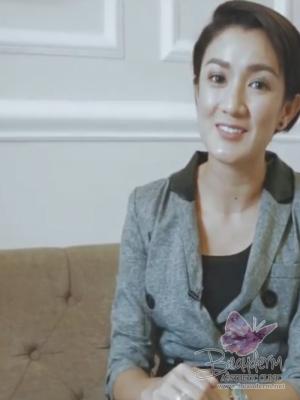 Testimony Melly Mono, Pop Singer