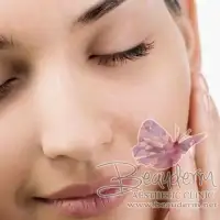 Akhir Pekan Tiba, Lakukan Perawatan Peeling Wajah Yuk